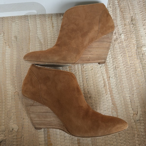 Belle by Sigerson Morrison suede ankle booties - Picture 3 of 5